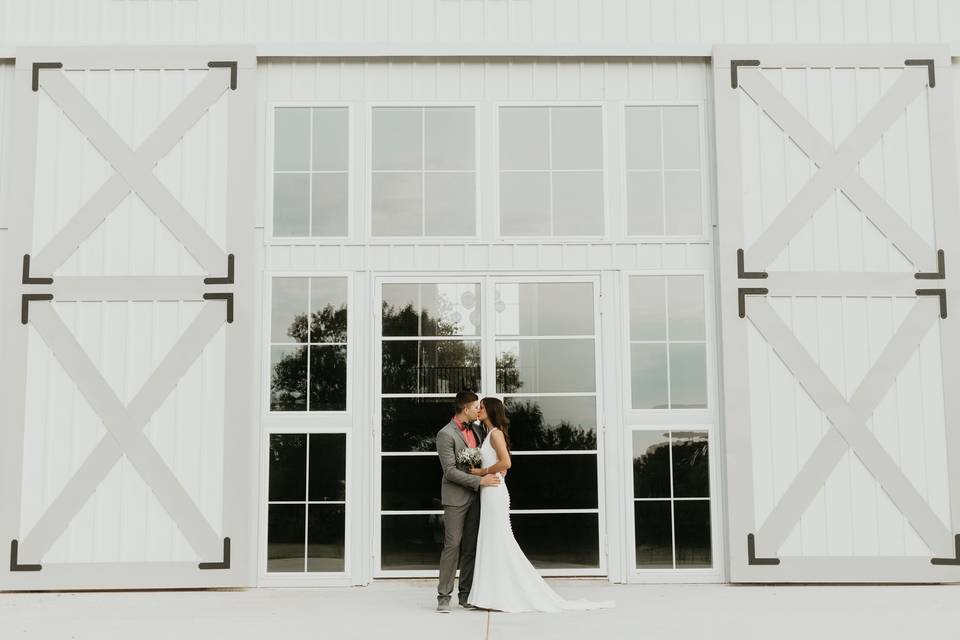 Cottonwood Barn